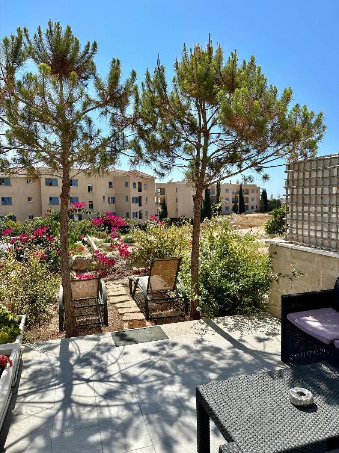 H&O Danaos Sea Breeze Apartment 파포스 외부 사진