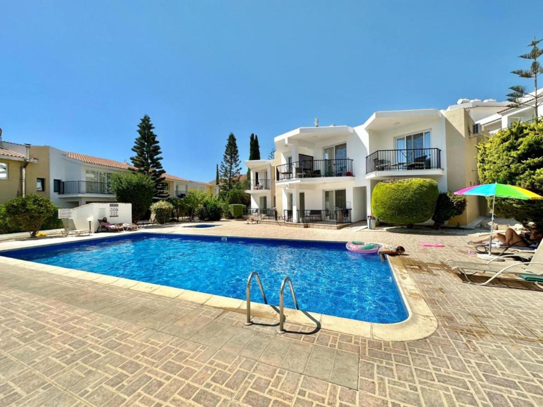 H&O Danaos Sea Breeze Apartment 파포스 외부 사진